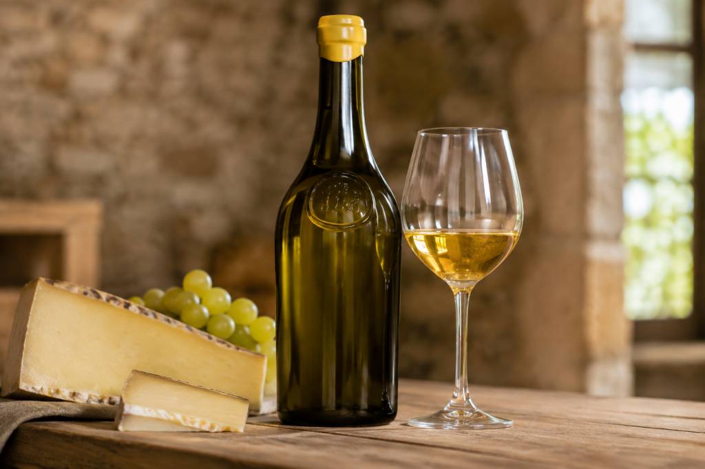 Vin jaune du Jura : conseils de dégustation et de conservation