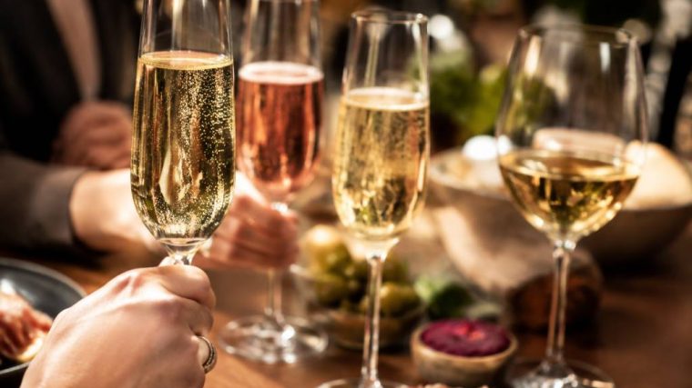 Quelles alternatives au champagne pour trinquer autrement ?