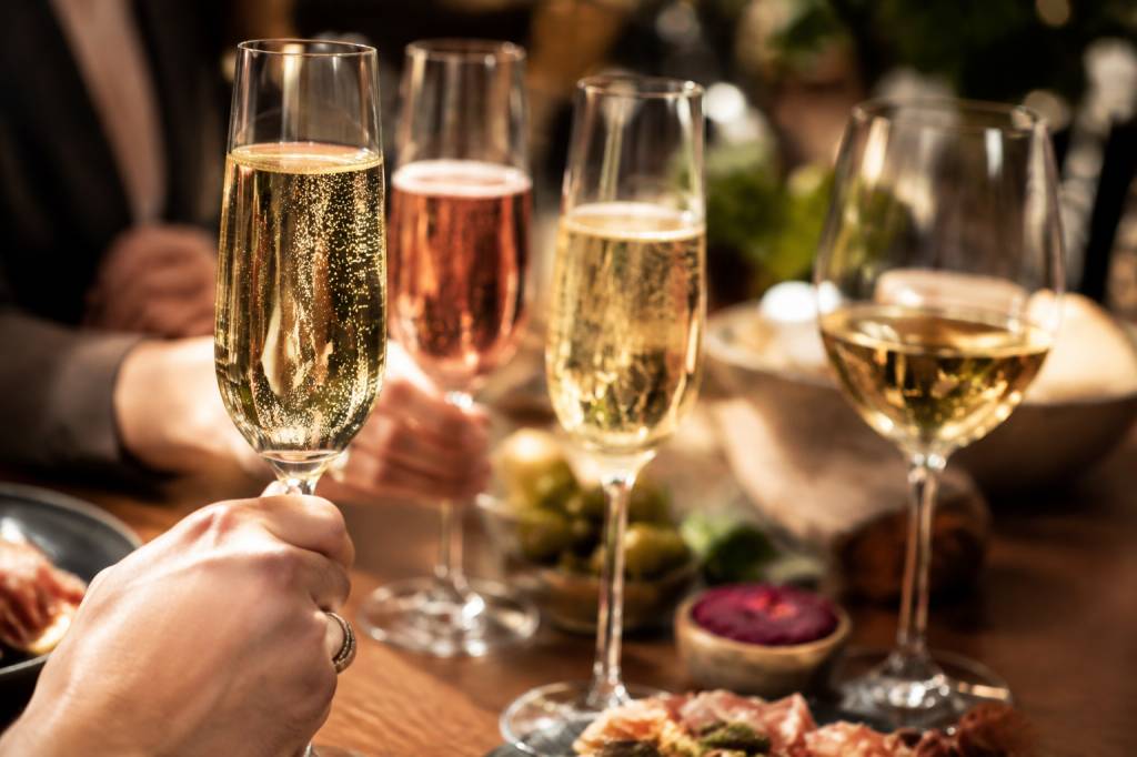 Quelles alternatives au champagne pour trinquer autrement ?